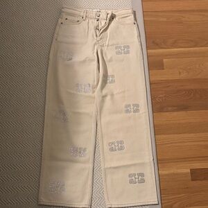 Stylish Cream Jeans with Silver Accents